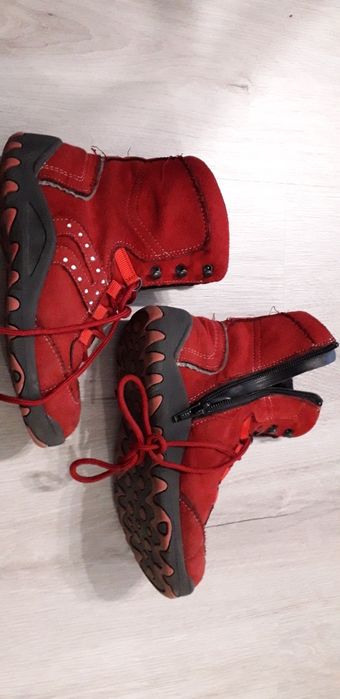 Червени велурени боти за момиче  31