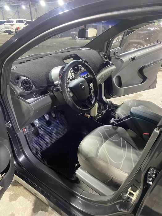 Спарк 2012 кота матор