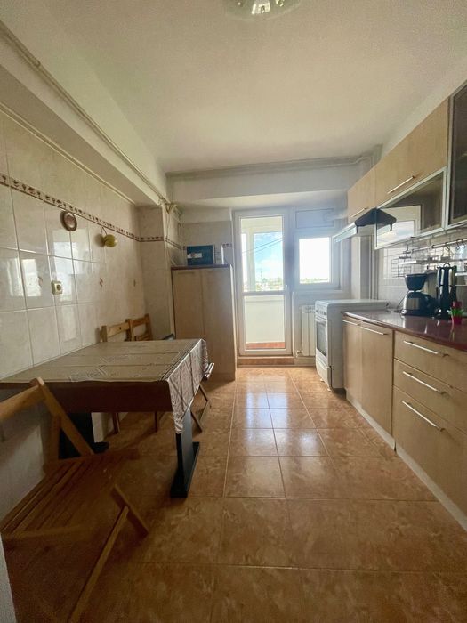 Vând apartament 2 camere decomandate mobilat și utilat Mazepa 1