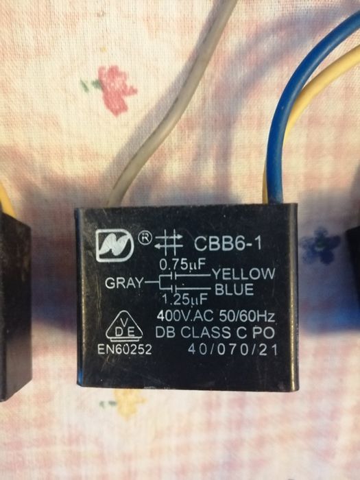 condensatori CBB 6-1 400 V 50/60 Hz 3 fire