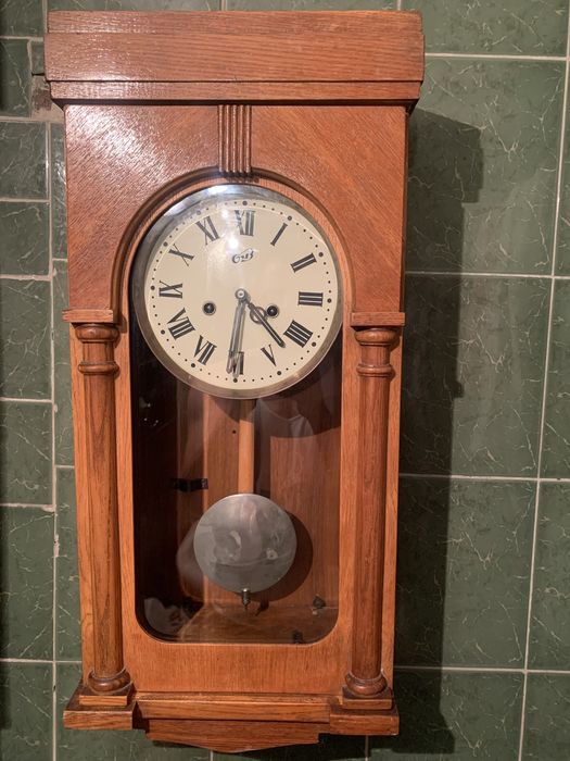 Часы настеные ОЧЗ .