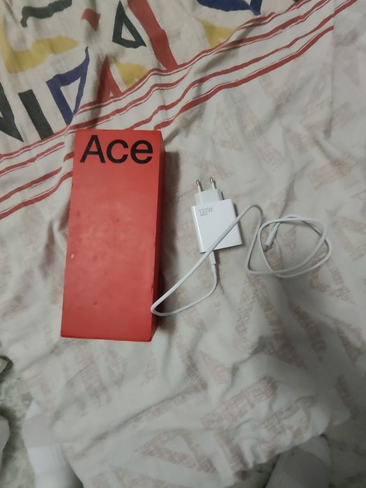 One plus 10T 5G.  512/16+12