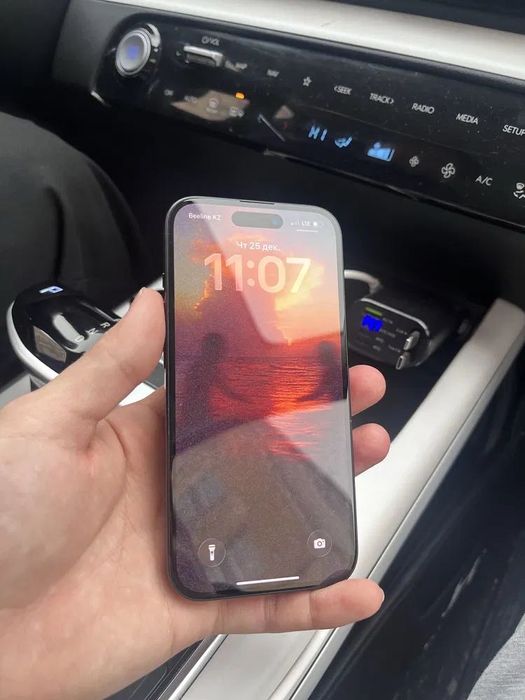 Продам iPhone 15 айфон 15