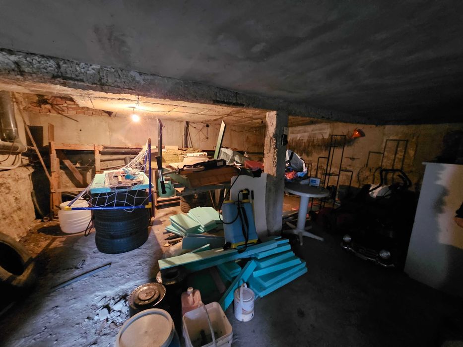 Продава се Къща в с. Кривина, Област София-град - 200 кв.м за 1243 €/кв.м - Снимка #15