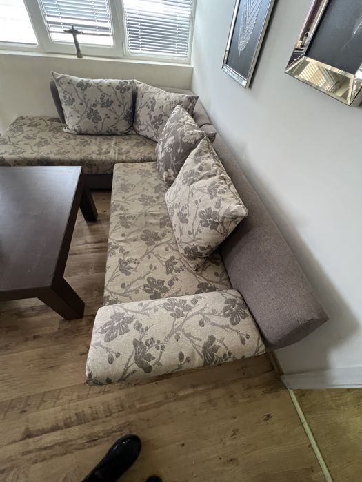 Ъглов диван цена 90 евро