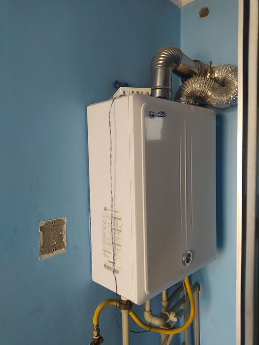 Продам настенный котел Худроста