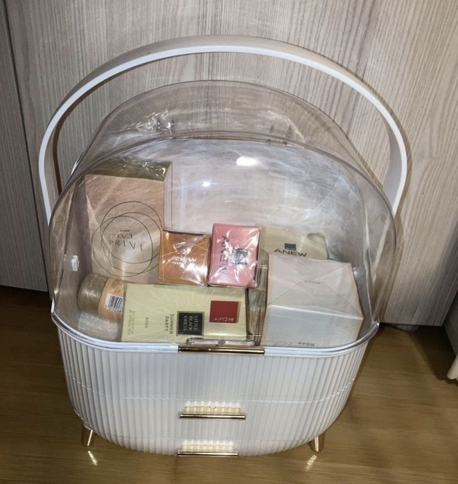 Organizator de make up/cosmetice cu sertare