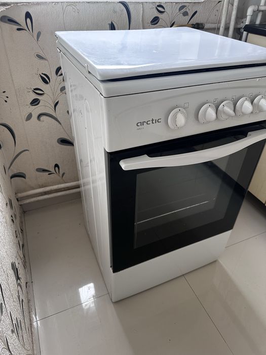 Vand aragaz Arctic cu 4 ochiuri