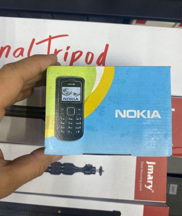 Простушка Нокиа 6303!