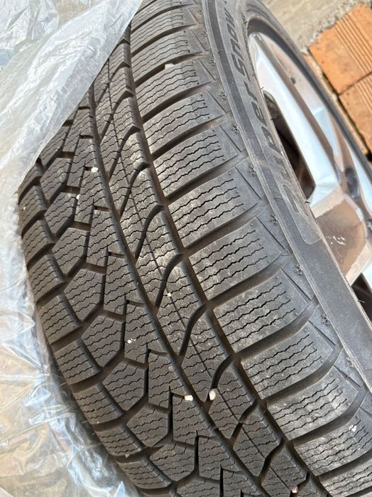 Гуми 17 R50 зимни 2023 г използвани 2 месеца