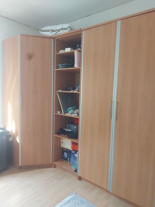 Продаю шкафы для дома