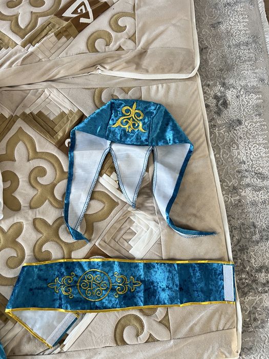 Продам национальный костюм для мальчиков