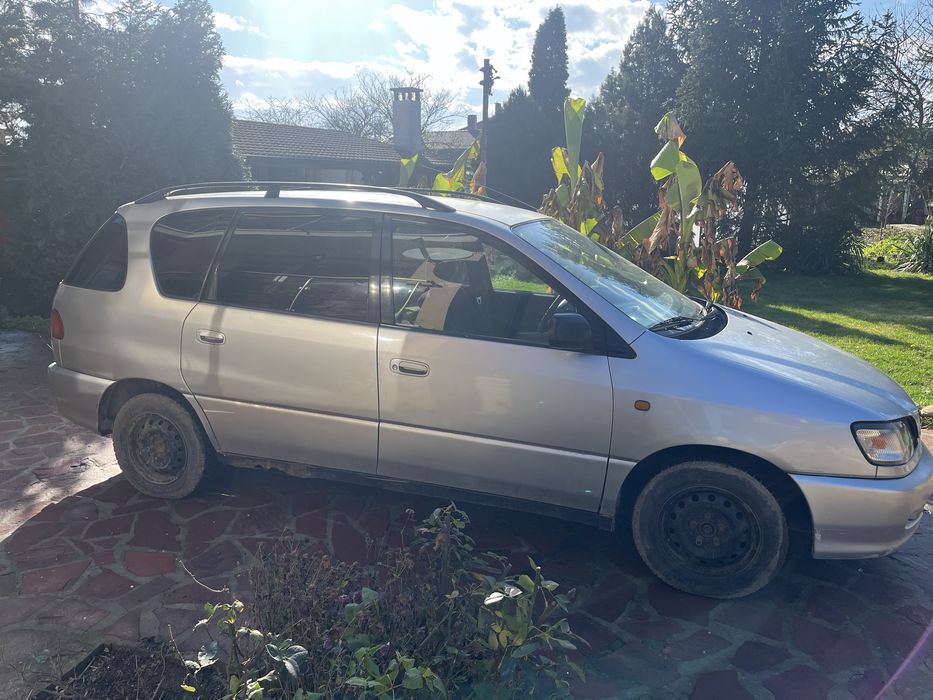 Toyota picnic 2.2 (цял автомобил)