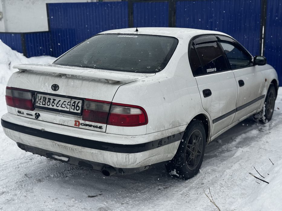 Продам тойота карина е
