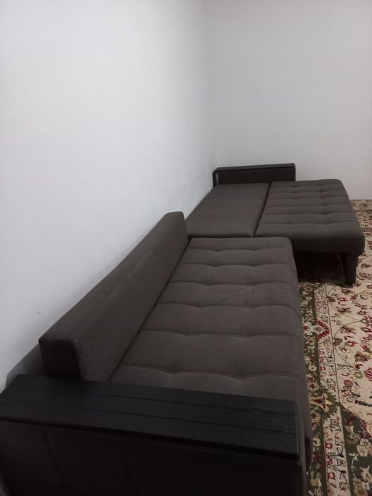 Диван кровать в гостиную