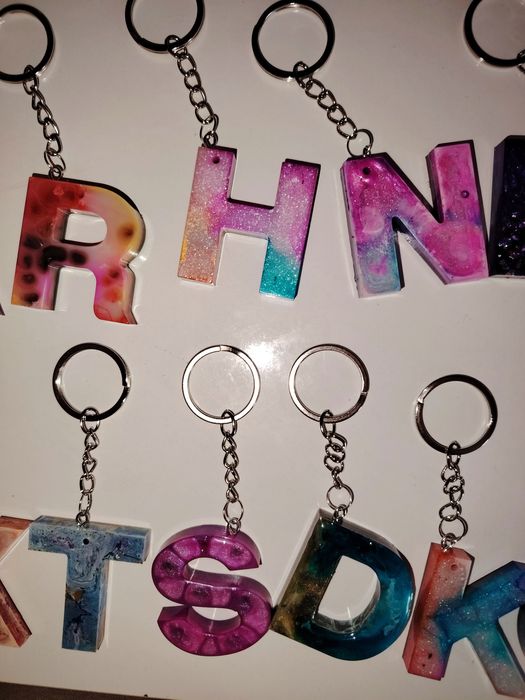 Ключодържатели "буква" от епоксидна смола