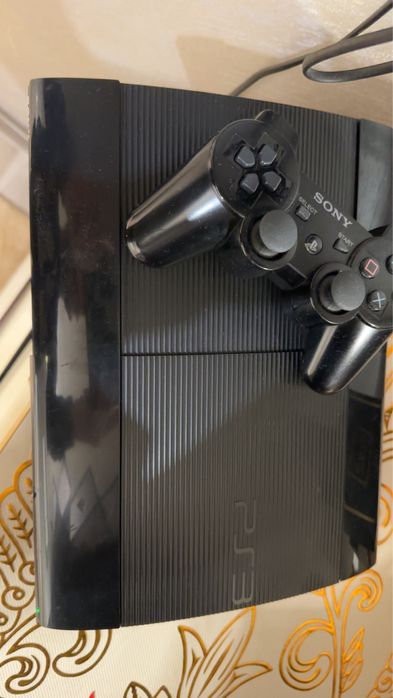 Playstation 3 Super Slim 500 GB