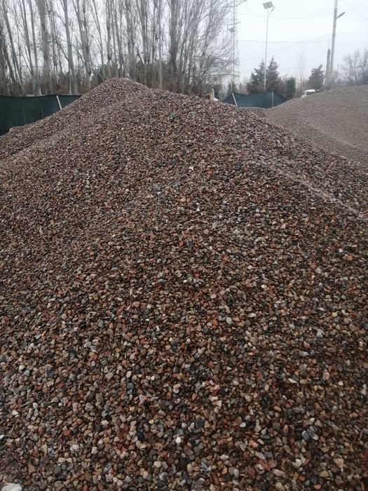 Шебин для засыпка для бетона разных размеров