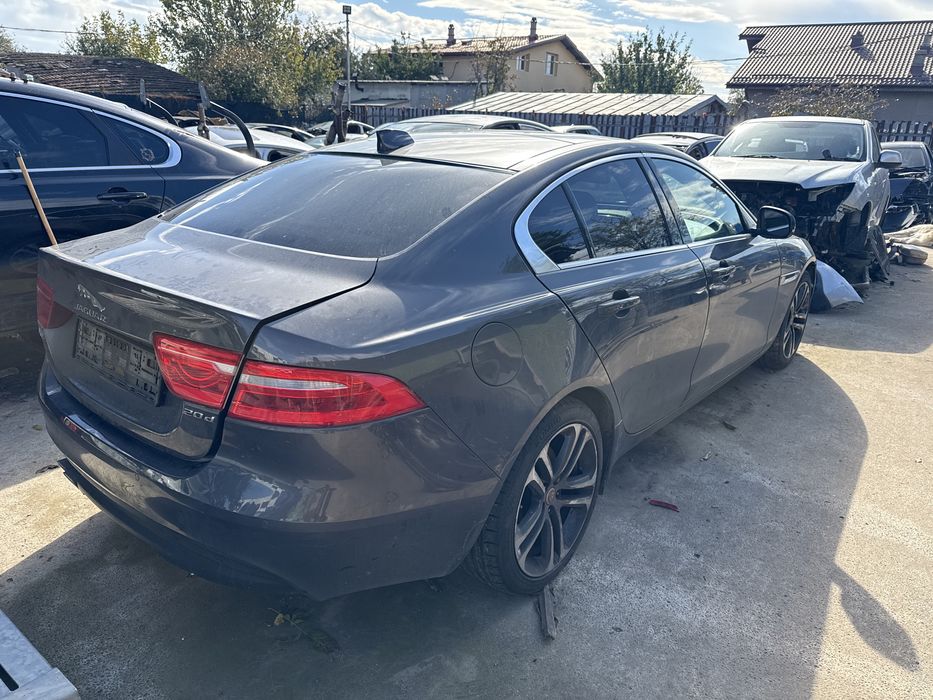 Dezmembrez Jaguar Xe 2.0 diesel cod motor 204dtd 2017
