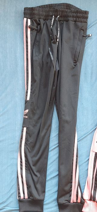 Анцуг Adidas НОВ S размер