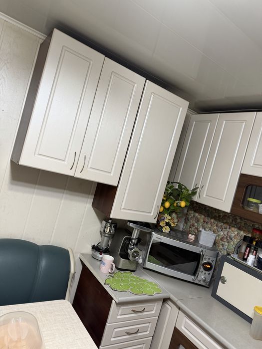 Продам б/у кухонный гарнитур