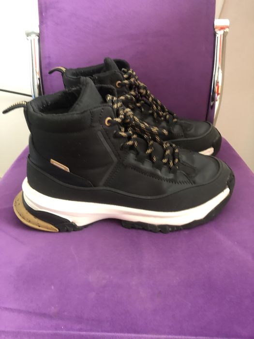 Ботинки Zara осенние размер 37