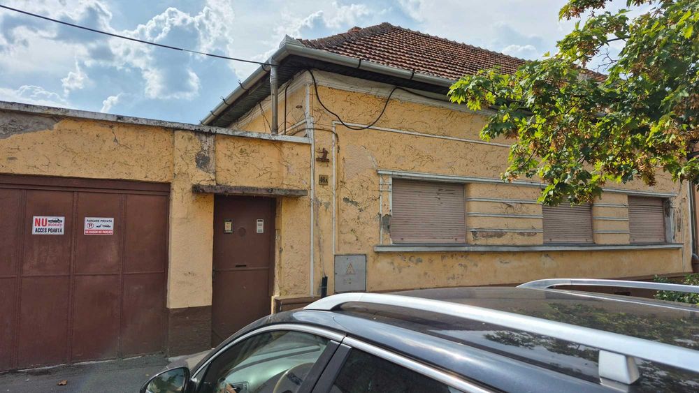 Casa Ultracentral str. Nicolae Jiga fosta castanilor linga mag. Crisul