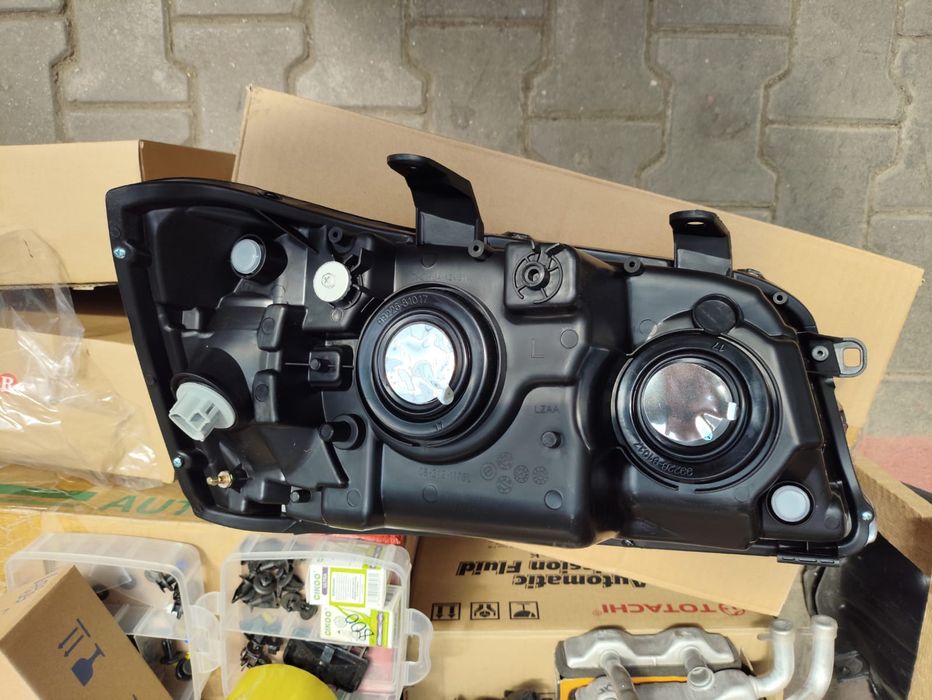 Хайландер фара  передняя