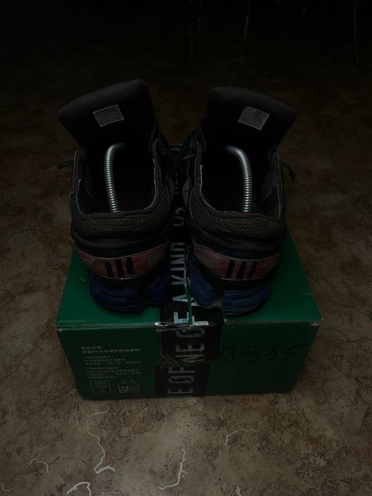 Raf simons ozweego kyogre