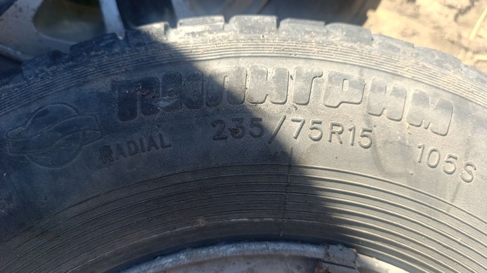 Диски с резиной срочно продам