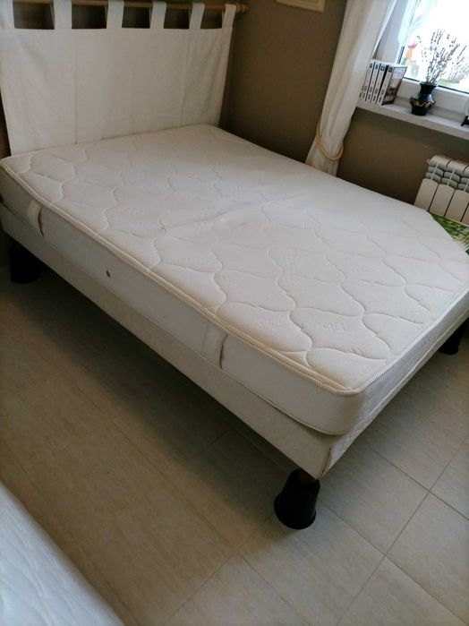 Тапицирана подметрачна рамка с двулицев матрак