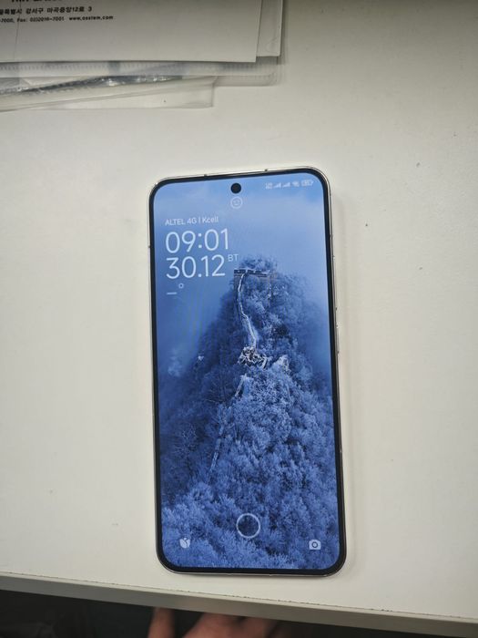 Продам Xiaomi mi13