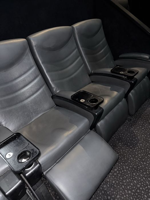 Кресло для кинотеатра