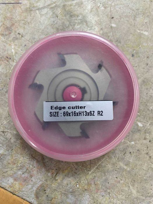 Фрезы на кромочный станок