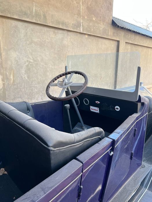 Раритетный Автомобиль !