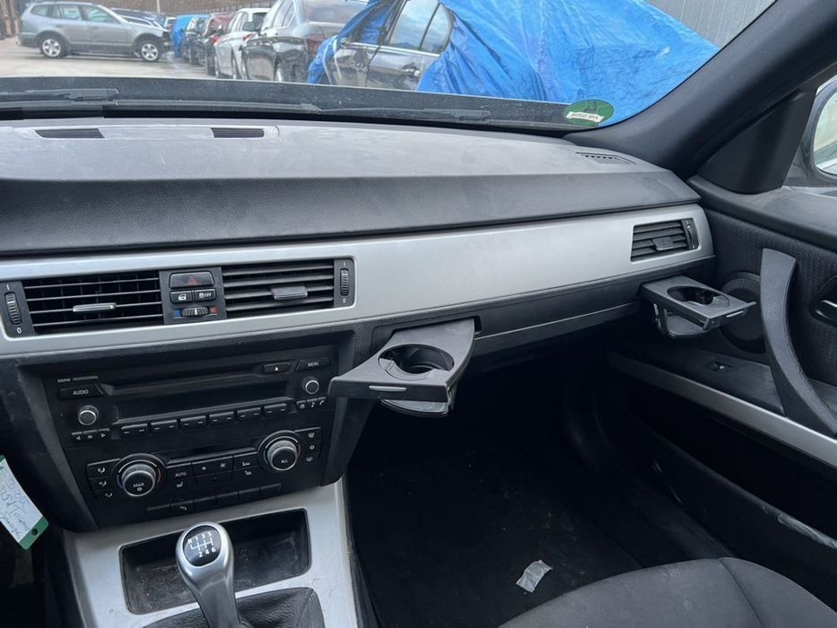 plansa bord cu suport pahare bmw seria 3 e90 e91 e92 e93