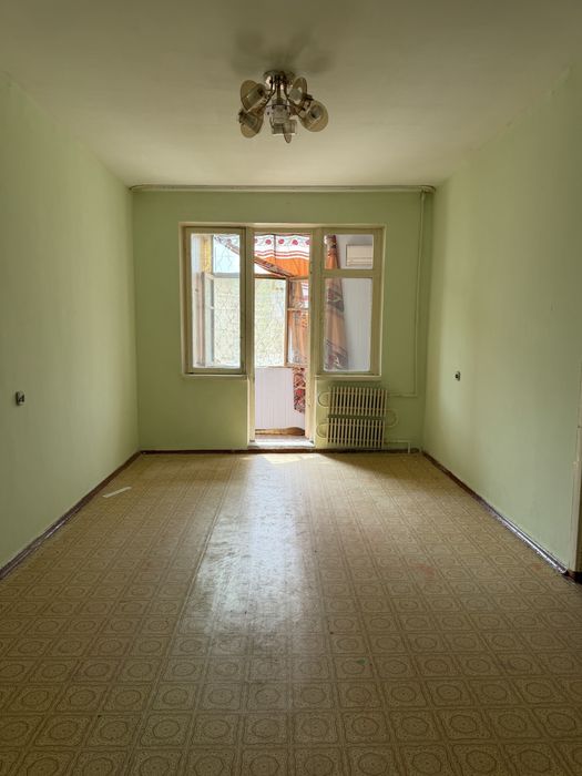 Kvartira sotiladi 2 xona