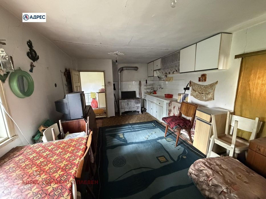 Къща в Плевен, област-с.Българене площ 90 цена 38000