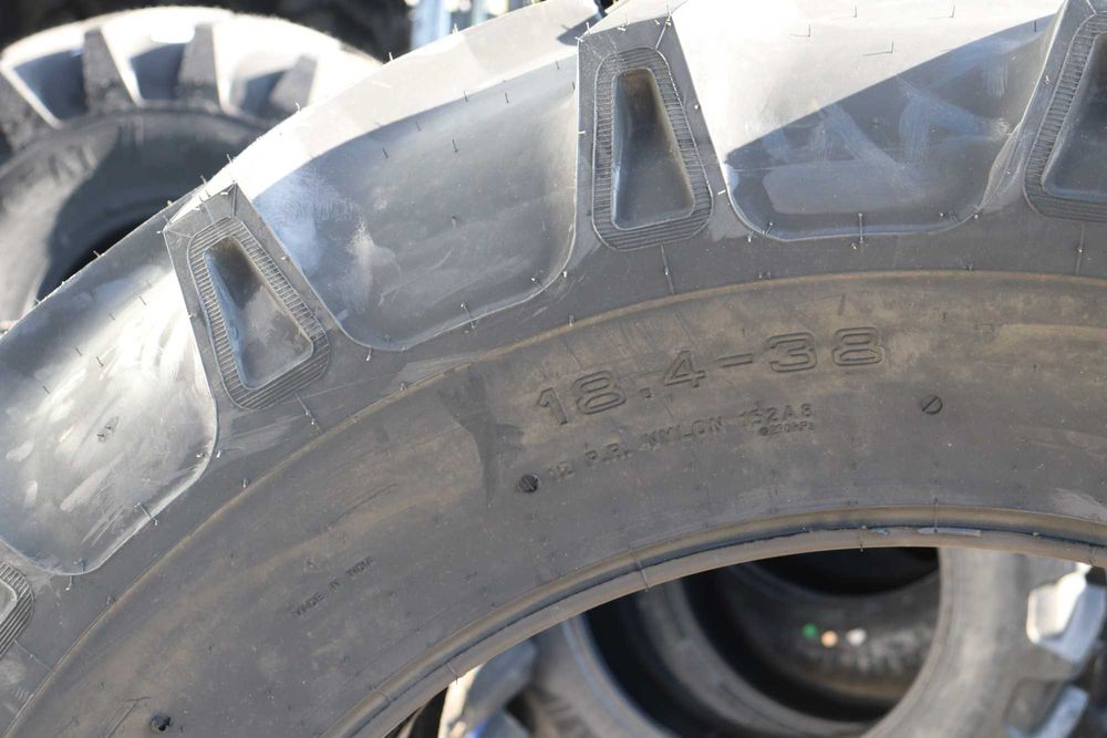 18.4-38 Ceat 12 ply Cauciucuri groase pentru Tractor spate Noi