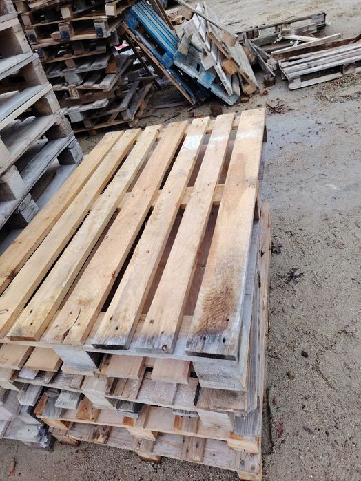 Дървени палети и скари
