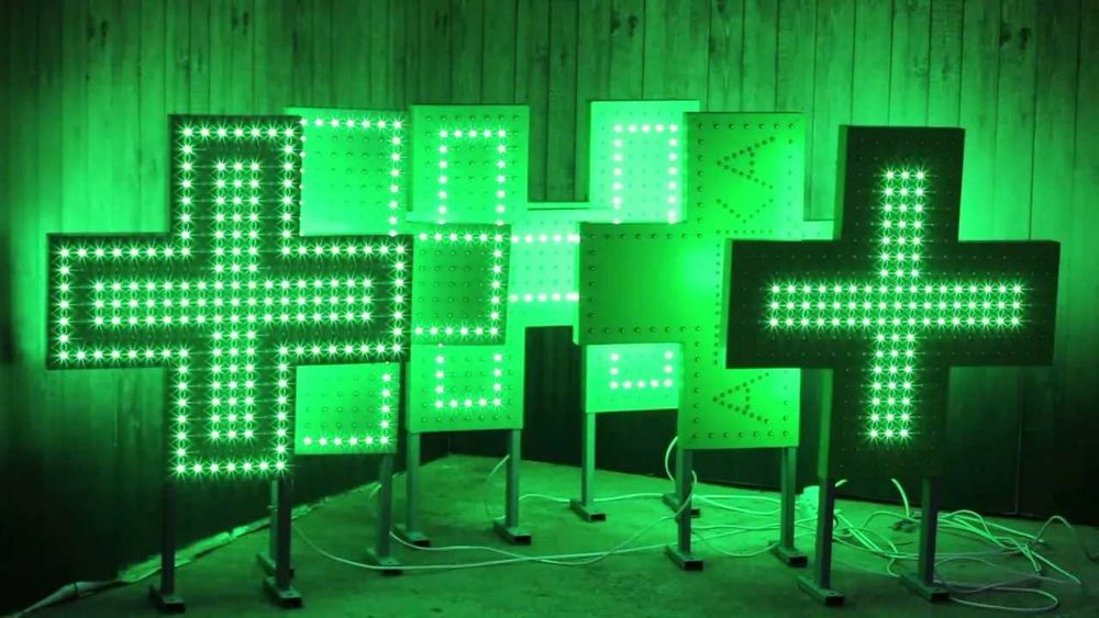 Аптечный крест диодный с динамикой