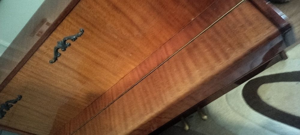 Пианино продам хорошее