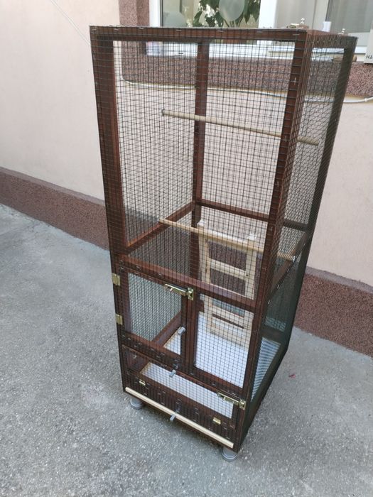 Cuști papagali mari