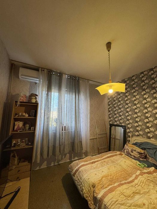 Продава се Тристаен апартамент в Пловдив, Каменица 2 - 94 кв.м за 1979 €/кв.м - Снимка #3