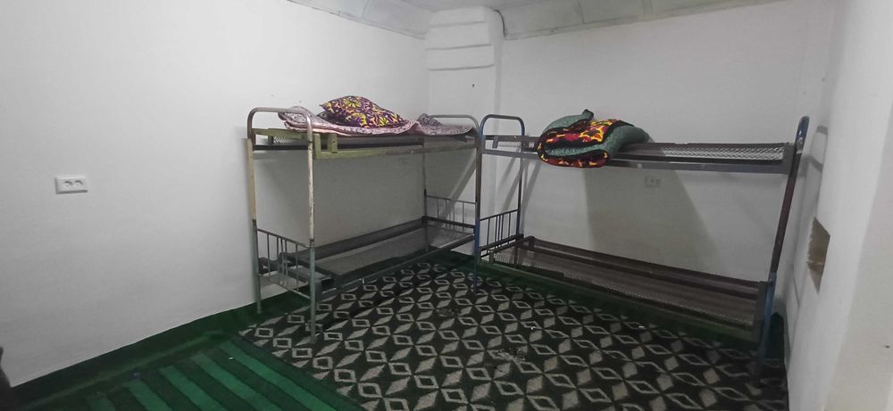 Uy sotiladi 1 sotix Beruniy metro