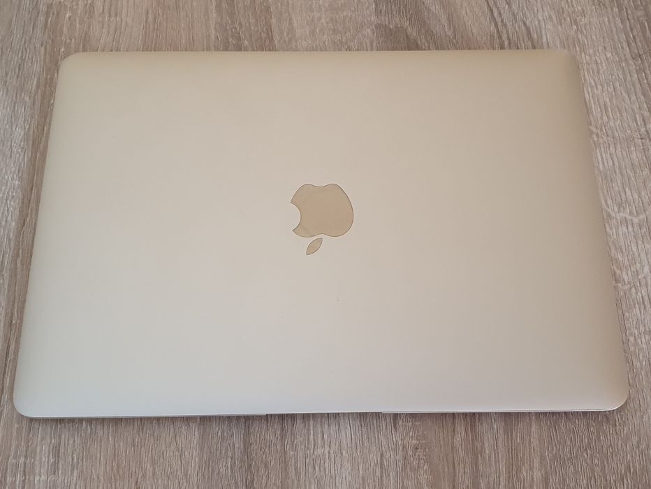 Apple macbook 2015
