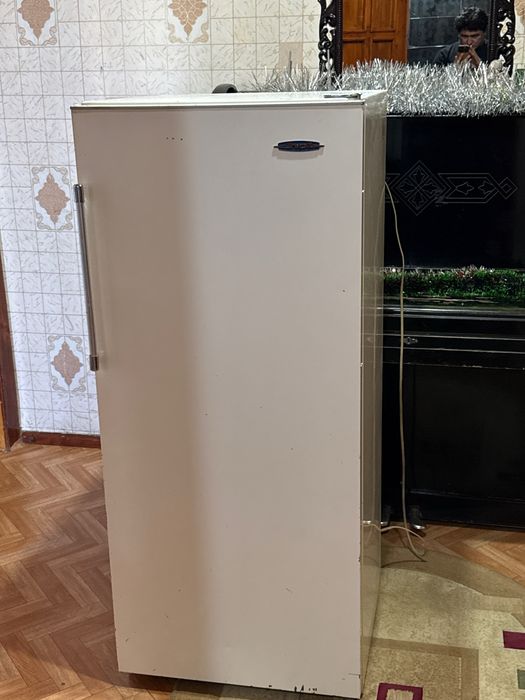 “ZIL” xolodilnik juda yaxshi holatda arzimagan pulga bervoraman