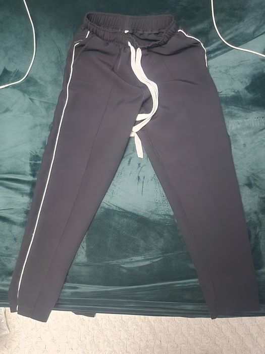 Pantaloni eleganti marimea S
