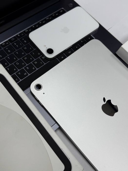 iPad 10 gen (64gb)