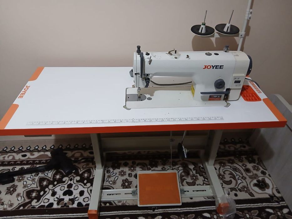 Срочно продается швейная машина